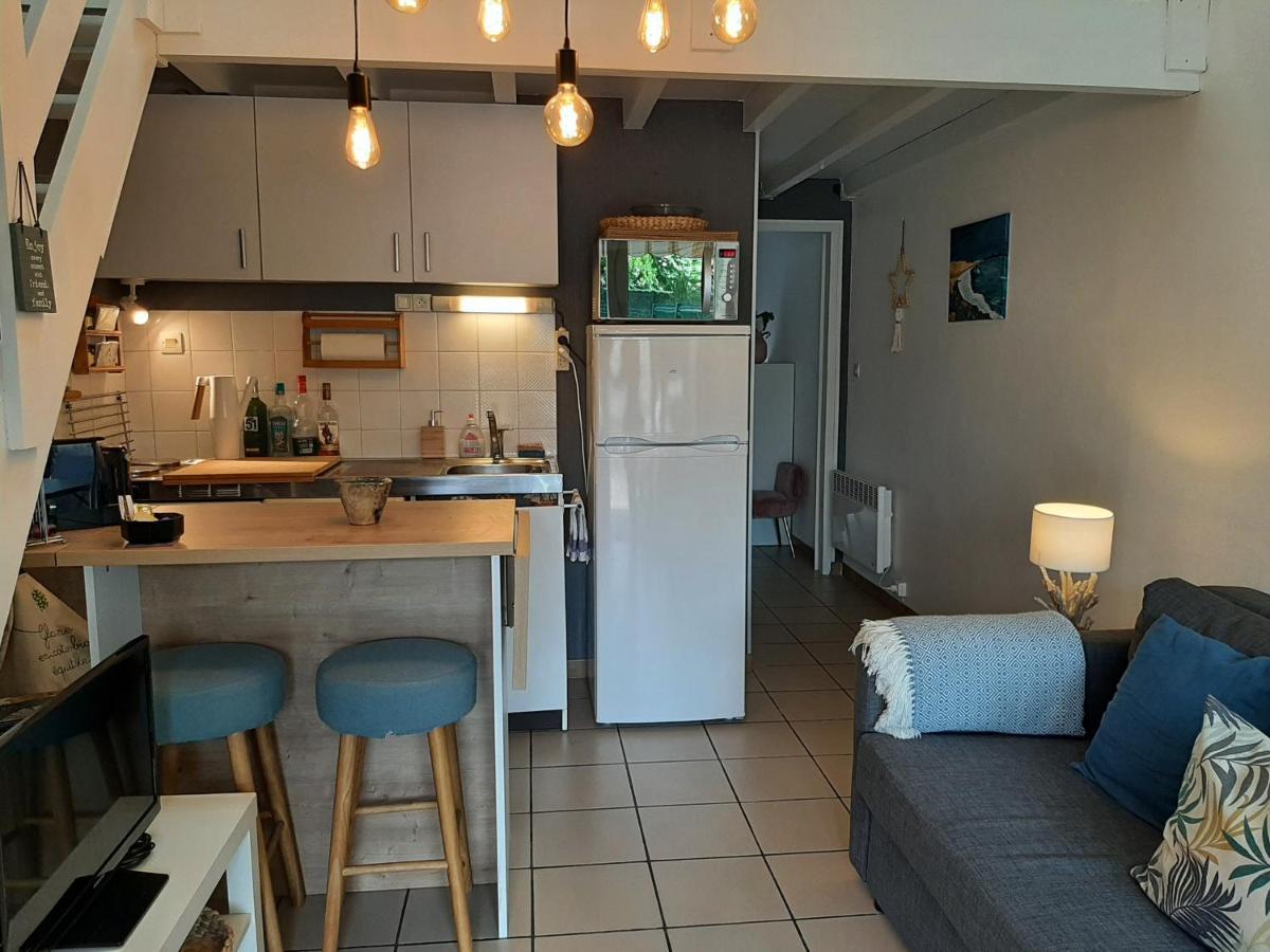 Charmante Villa Patio Avec Terrasse : Proche Plages Et Centre, Ideale Pour 4 Personnes - Fr-1-239-789 Capbreton Exterior foto